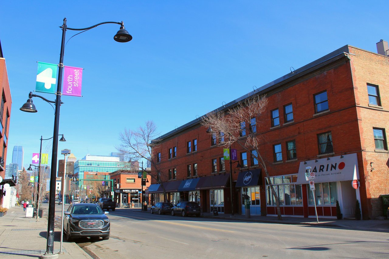 Explore 4th Street